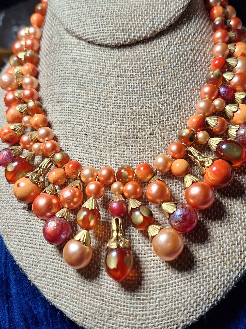 "Meryl Was Over the Conversations"Vintage 1960s Tangerine Sienna Pearl Necklace